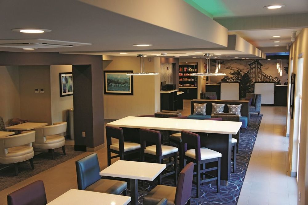 La Quinta By Wyndham Fayetteville Interieur foto