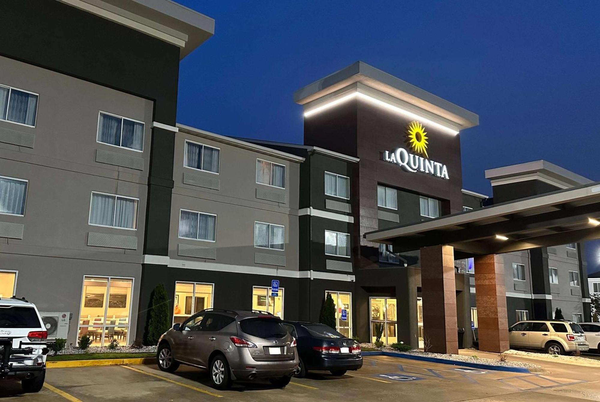 La Quinta By Wyndham Fayetteville Buitenkant foto