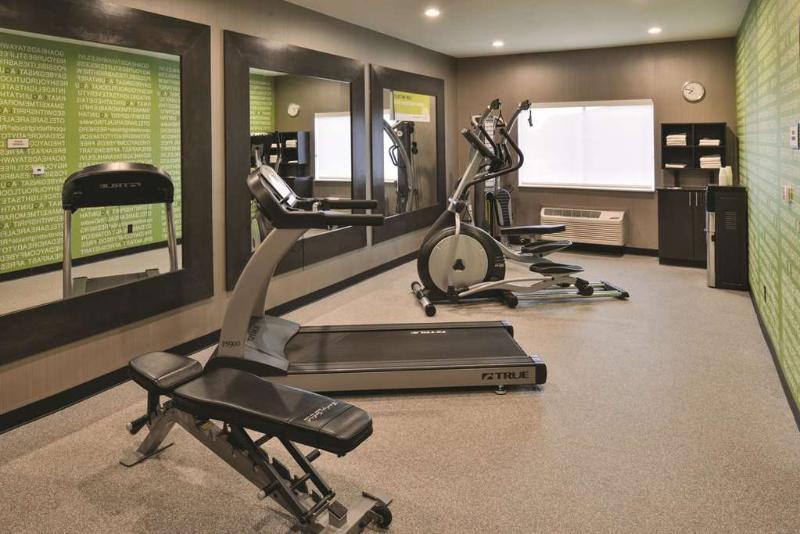 La Quinta By Wyndham Fayetteville Buitenkant foto