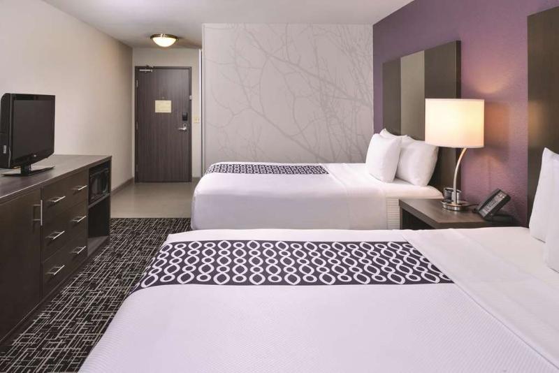 La Quinta By Wyndham Fayetteville Buitenkant foto